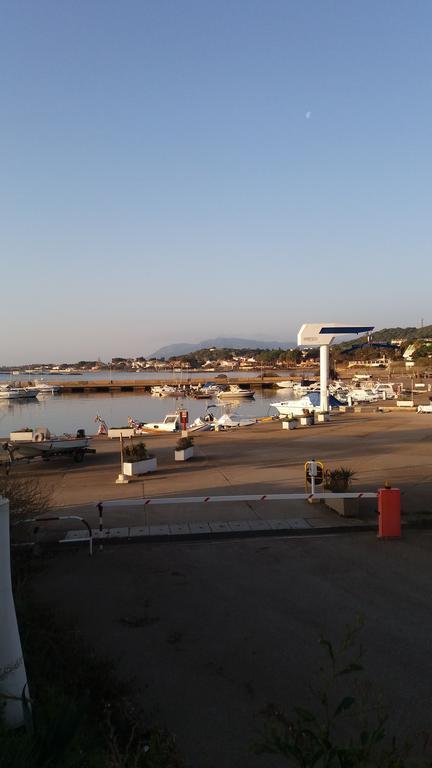 Villa Pula Mare Buitenkant foto